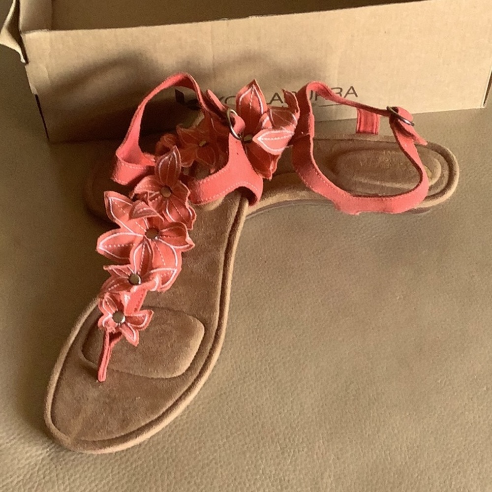Kookaburra by Ugg Warely Sandals in Ember glow suede.
